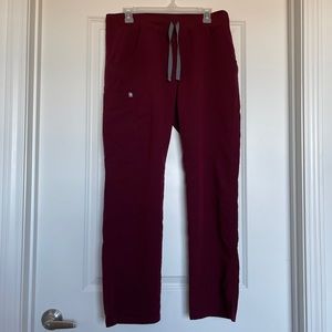 Figs Kade Cargo Pants in burgundy